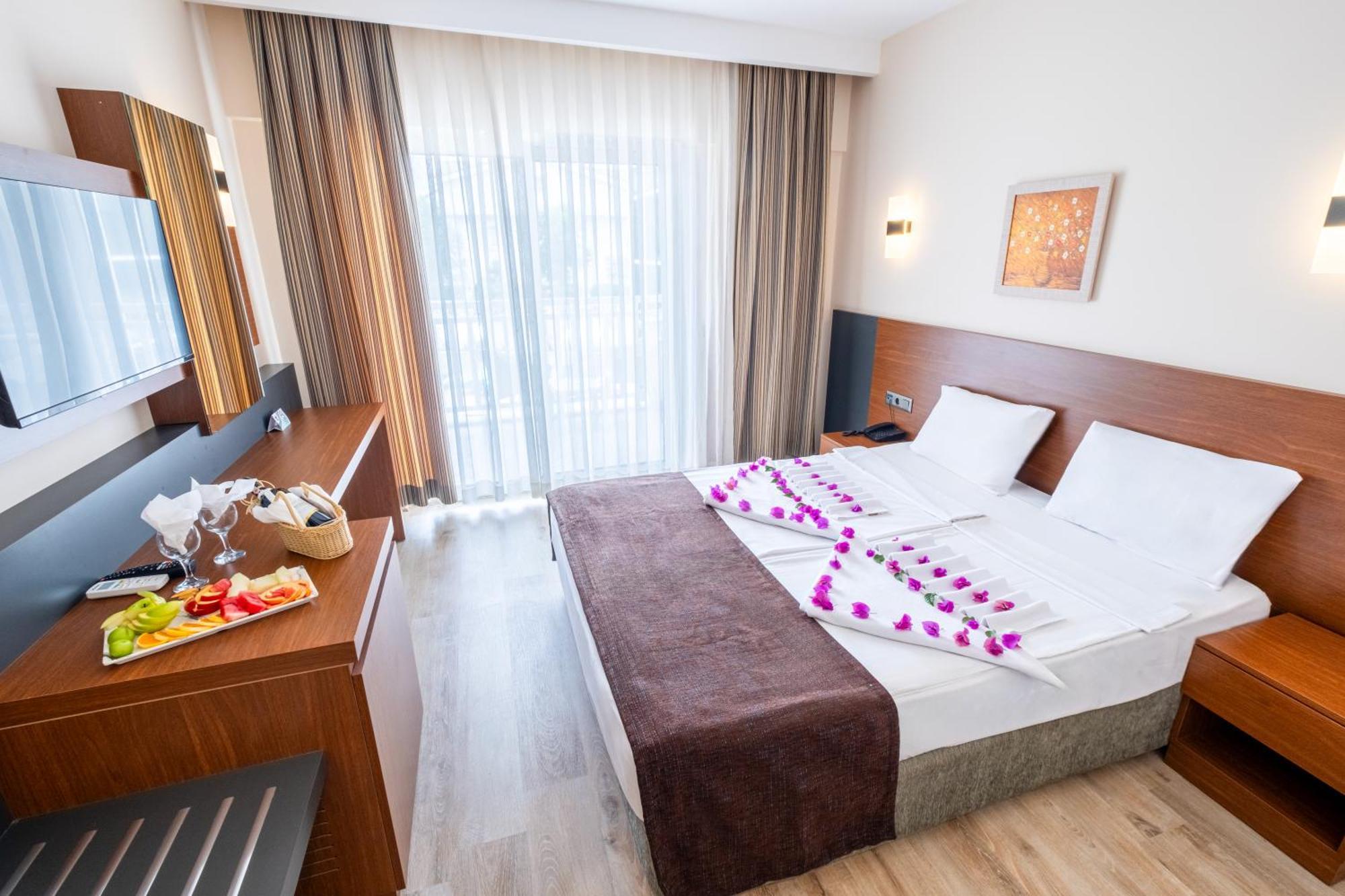 Viking Express Hotel Kemer Exterior foto